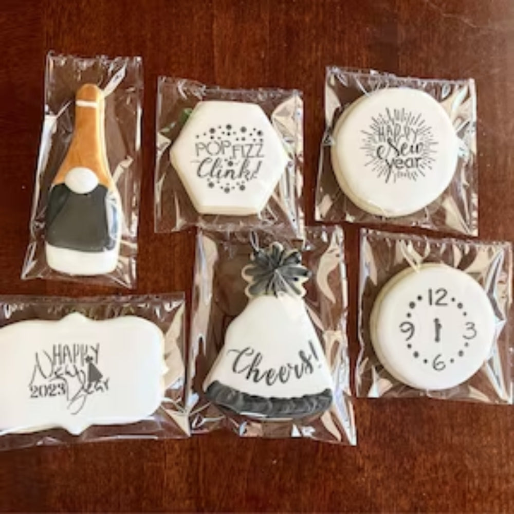 NEW YEARS EVE DECORATED COOKIE BY TARA ELSEA