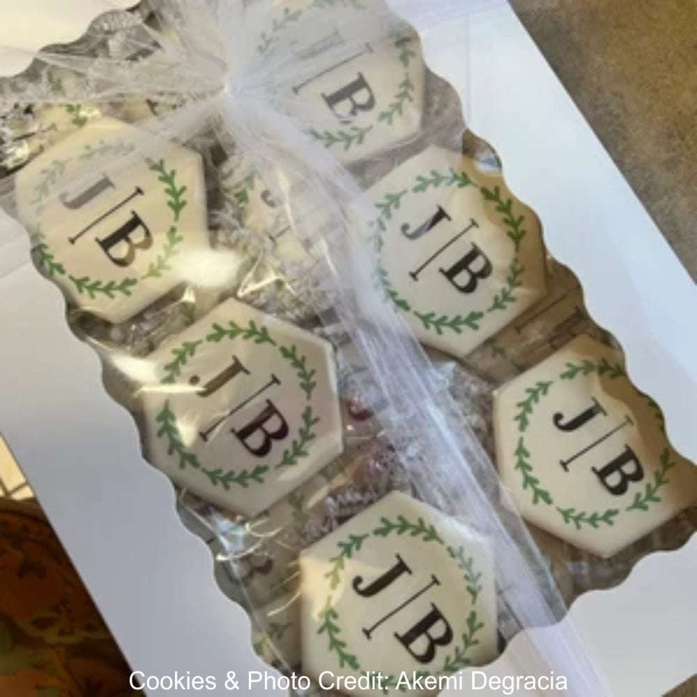Laurel Wreath Cookies using confection couture stencils byAkemi Degracia