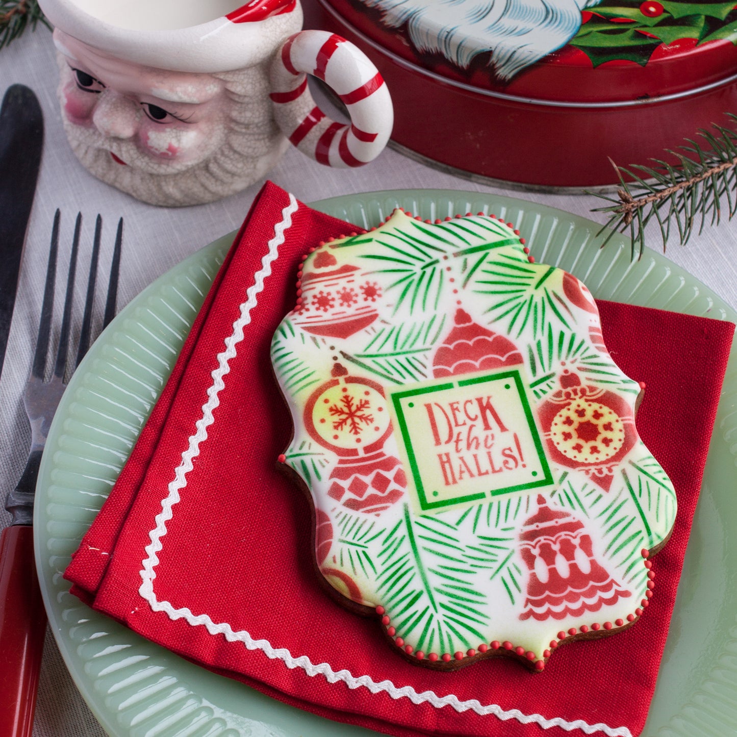 Vintage Ornaments Prettier Plaques Cookie Stencil 5 Pc Set