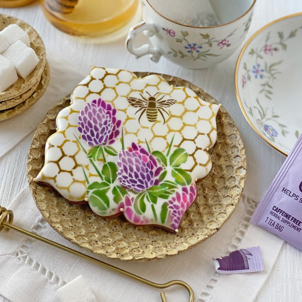 Decorated bee themed cookie by Julia Usher using Bees and Blossoms Dynamic Duos Cookie Stencil Set
