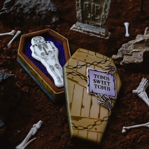Julia's Kitchen Club Halloween Coffin and Skeleton Project