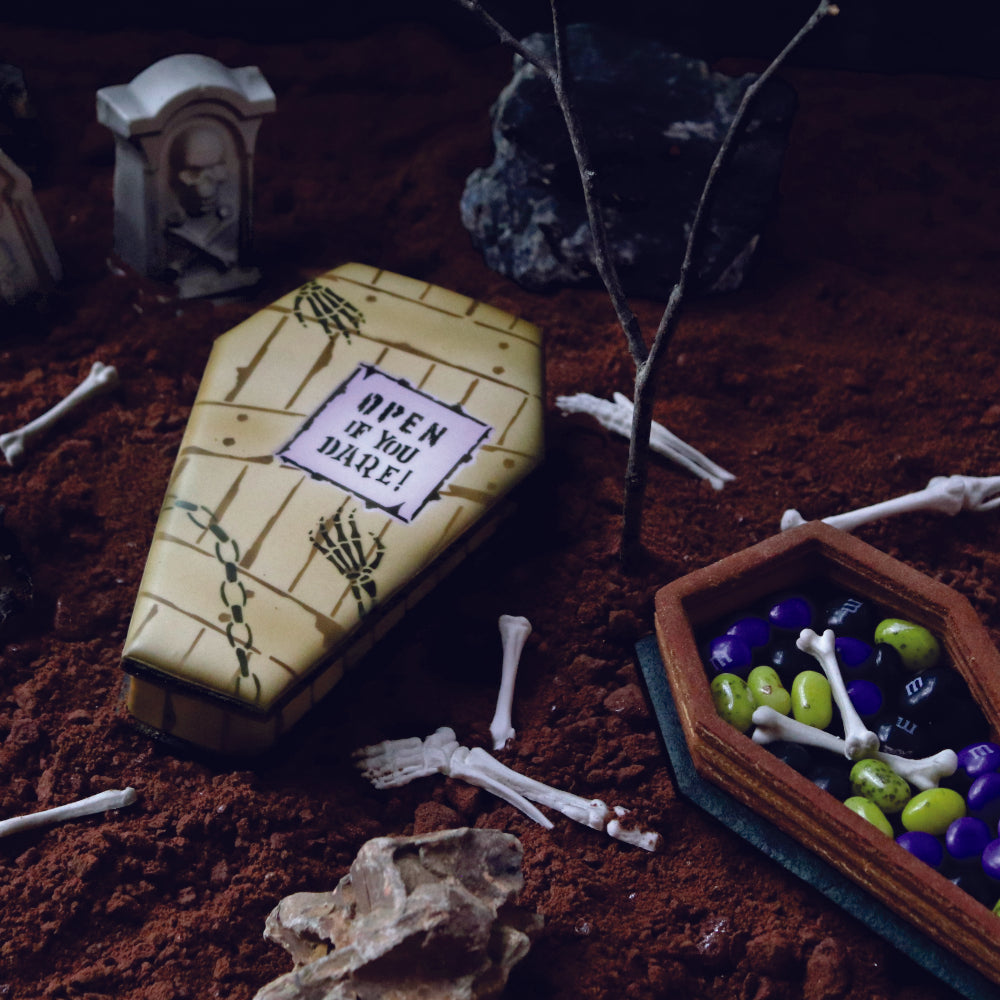 Julia's Kitchen Club Halloween Coffin and Skeleton Project