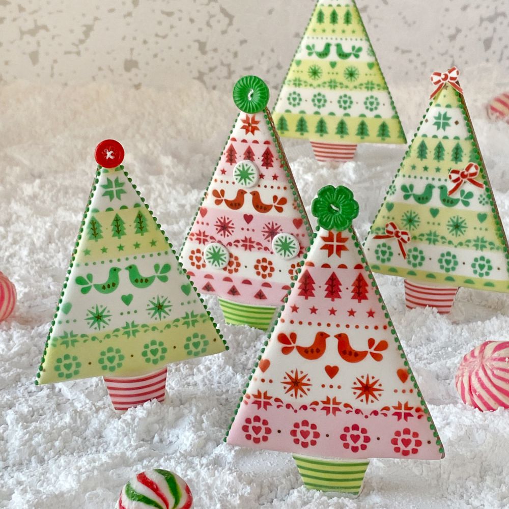 Julia's Kitchen Club Scandinavian Christmas Tree Project Kit'
