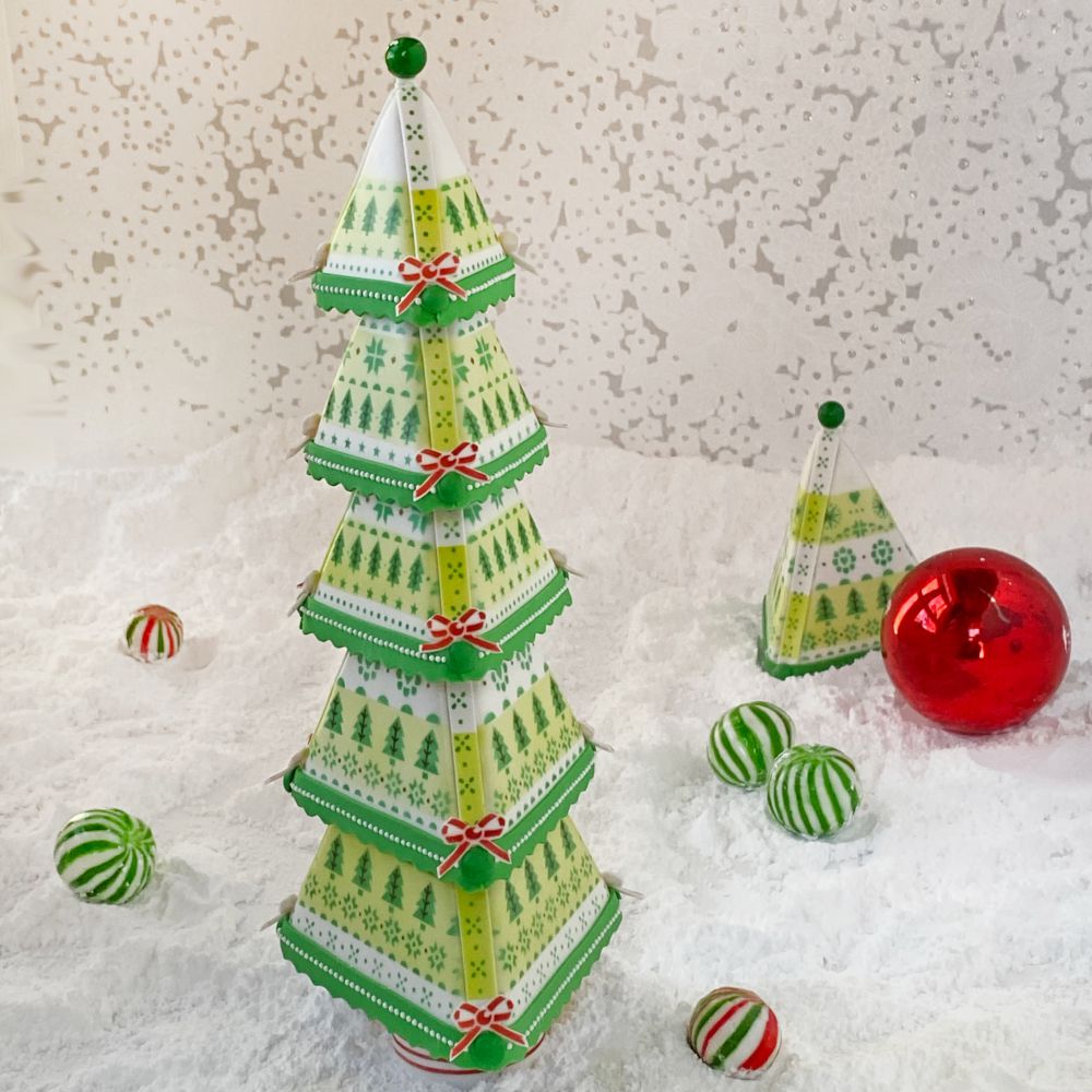 Julia's Kitchen Club Scandinavian Christmas Tree Project Kit