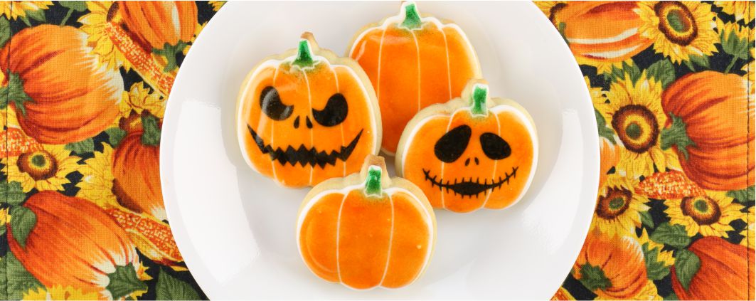 Halloween Jack-O-Lantern Cookie Tutorial