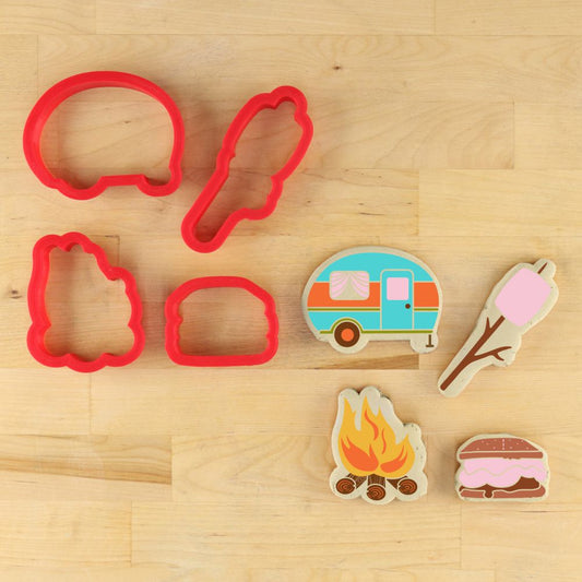 Making S'more Memories Cookie Stencil Set With Cookie Cutters