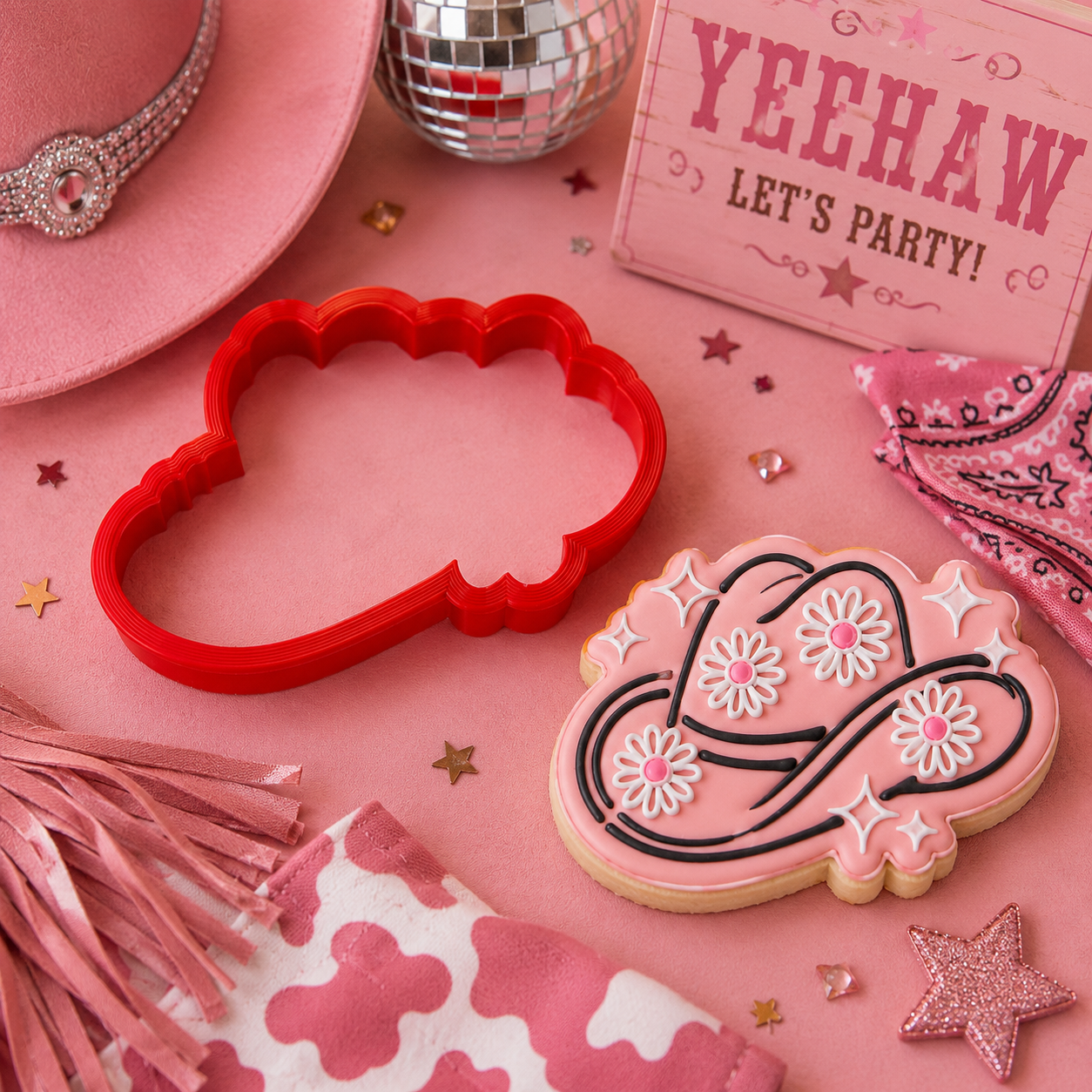 Cowgirl Hat PYO Cookie using the Cowgirl cookie stencil and cookie cutter set.