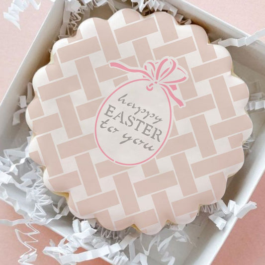 Decorated Cookie for Easter with gift wrapping